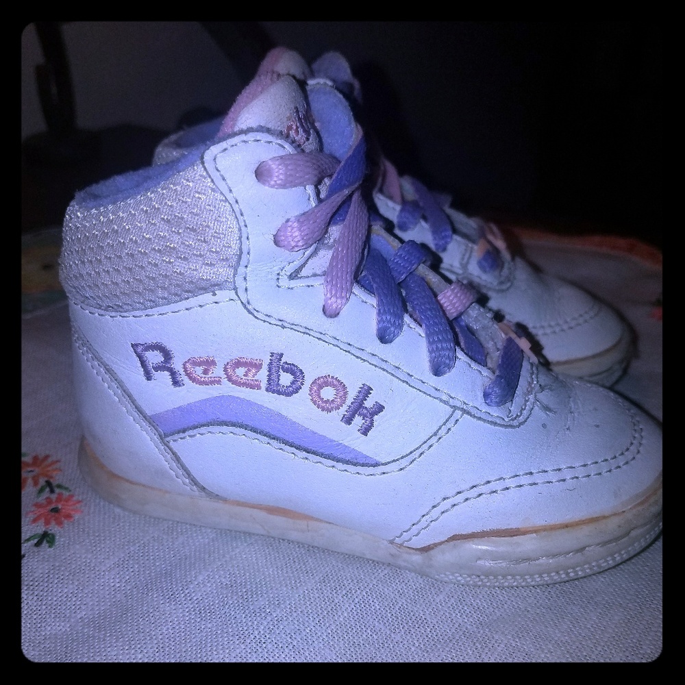 Vintage baby Reebok size 5